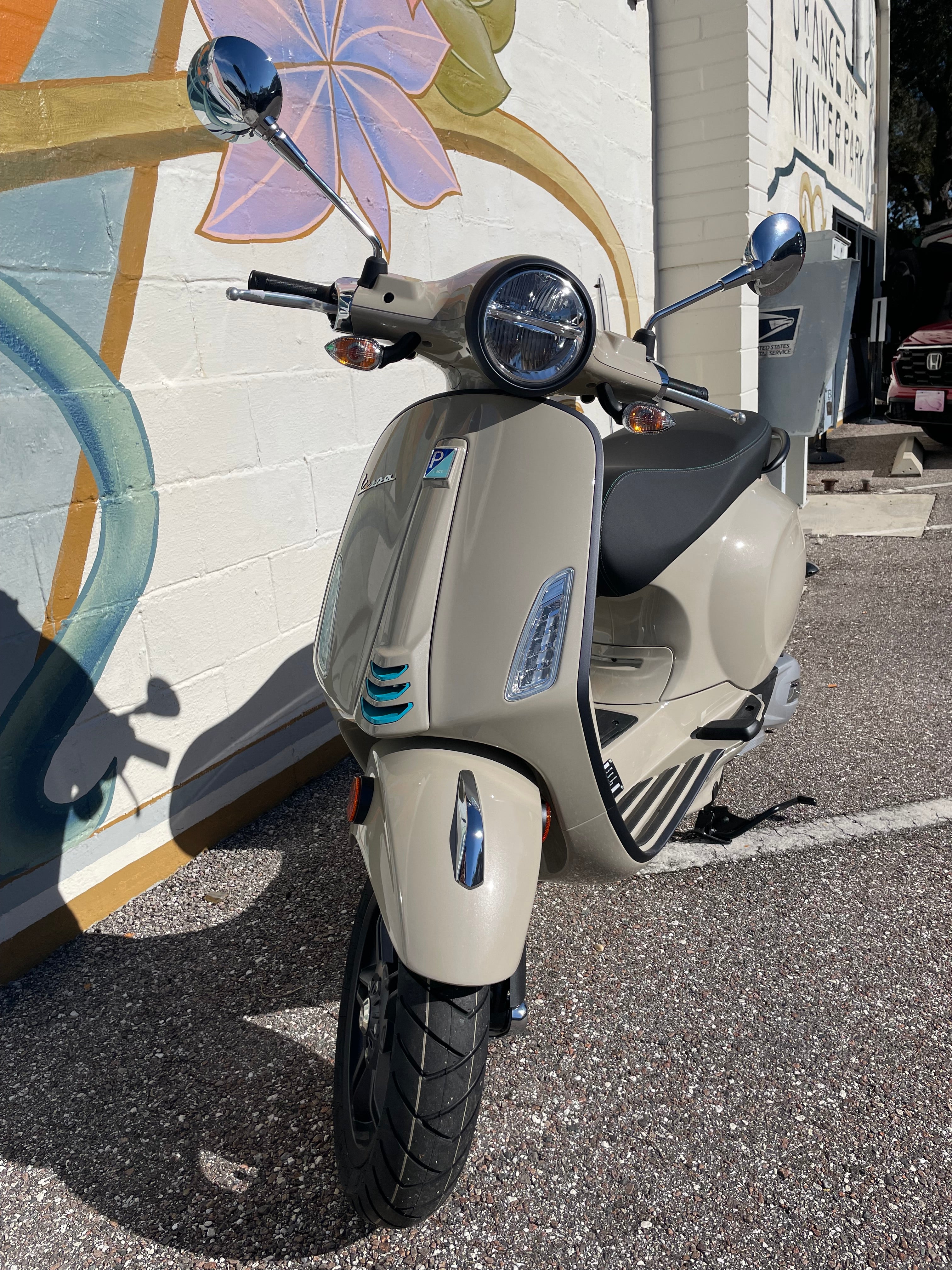 2025 Vespa Beige Primavera 150 S – Vespa Depot