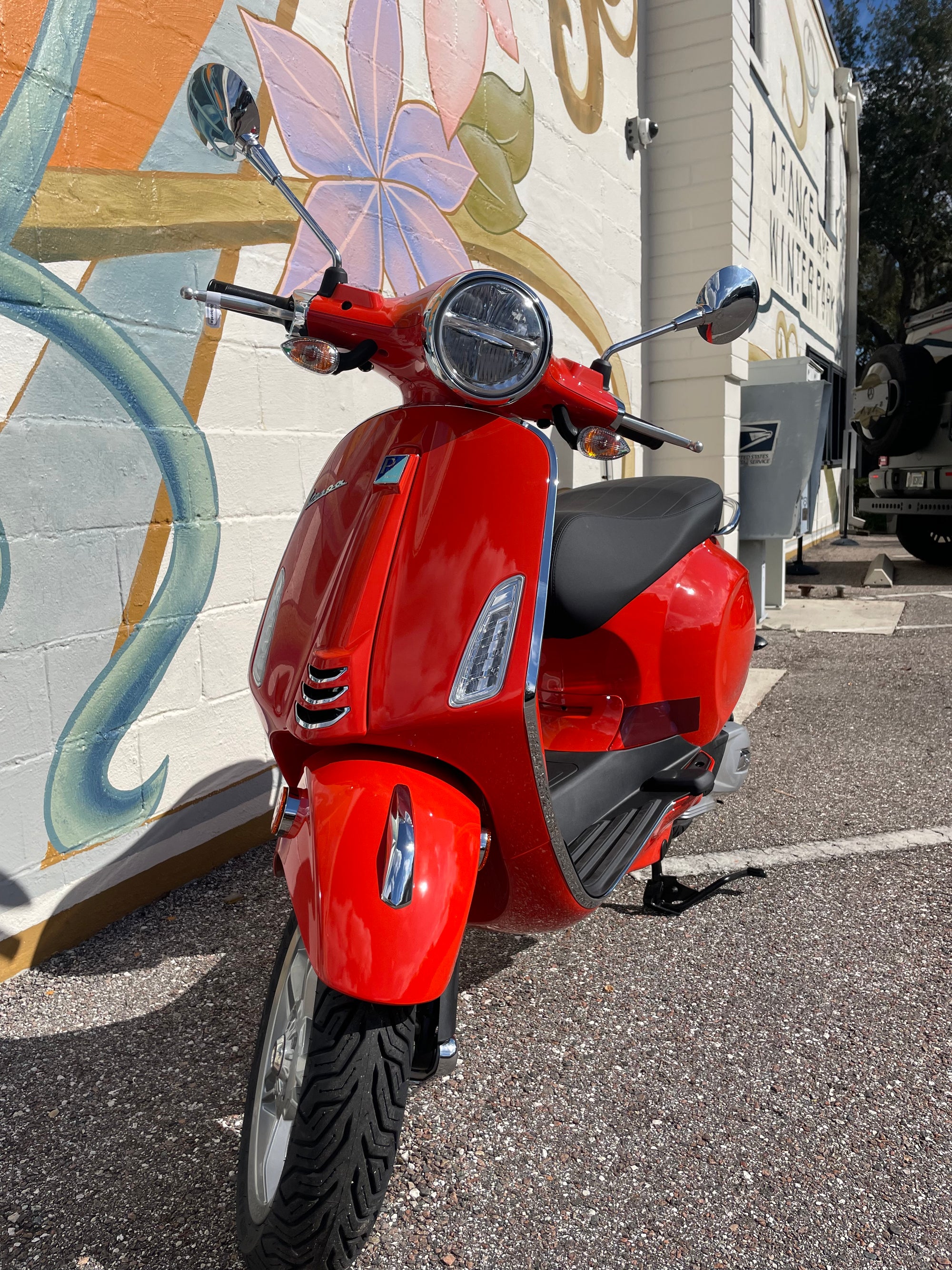 2025 Vespa Orange Primavera 150