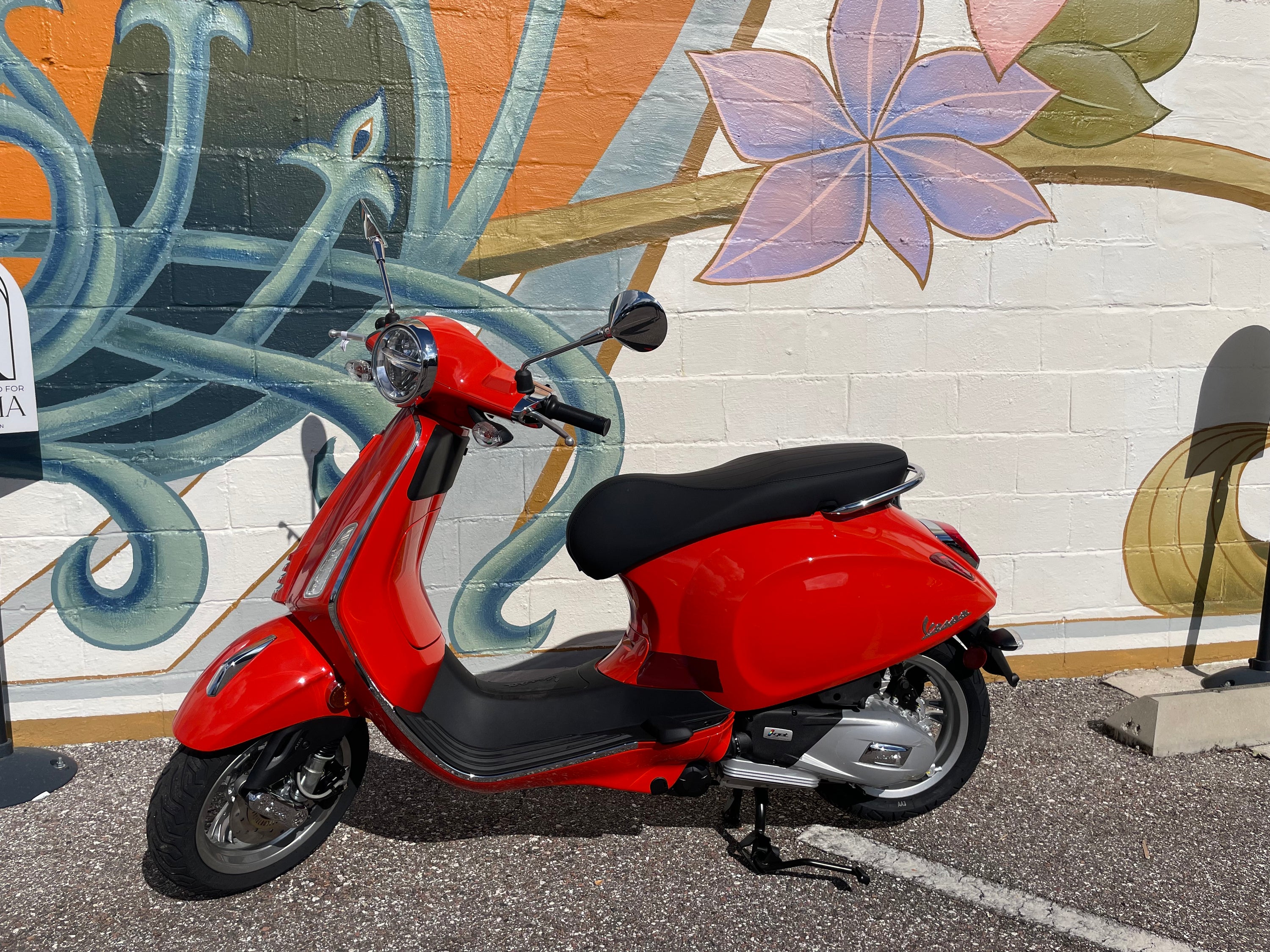 2025 Vespa Orange Primavera 150