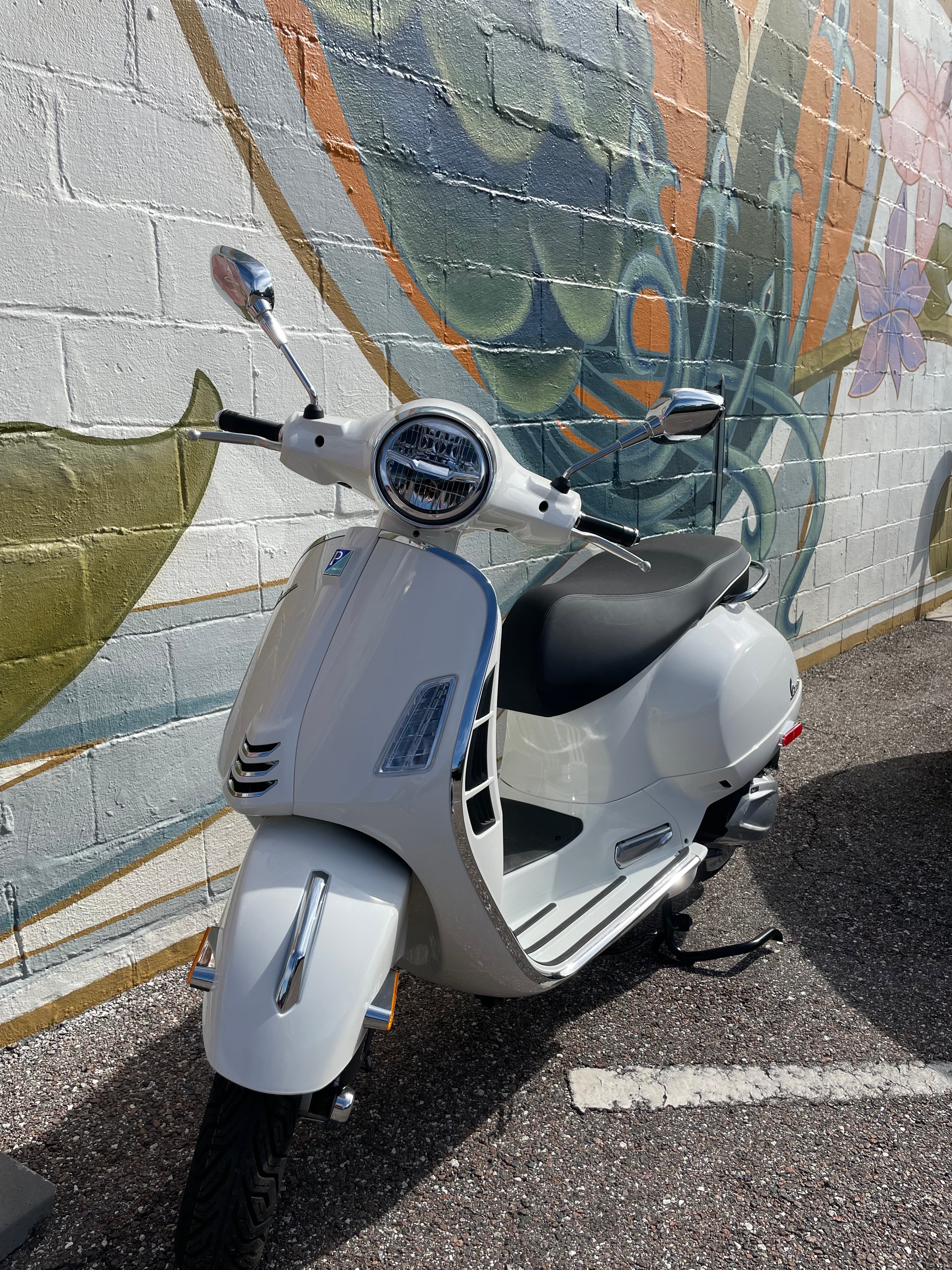 2025 Vespa White GTS 310 Super